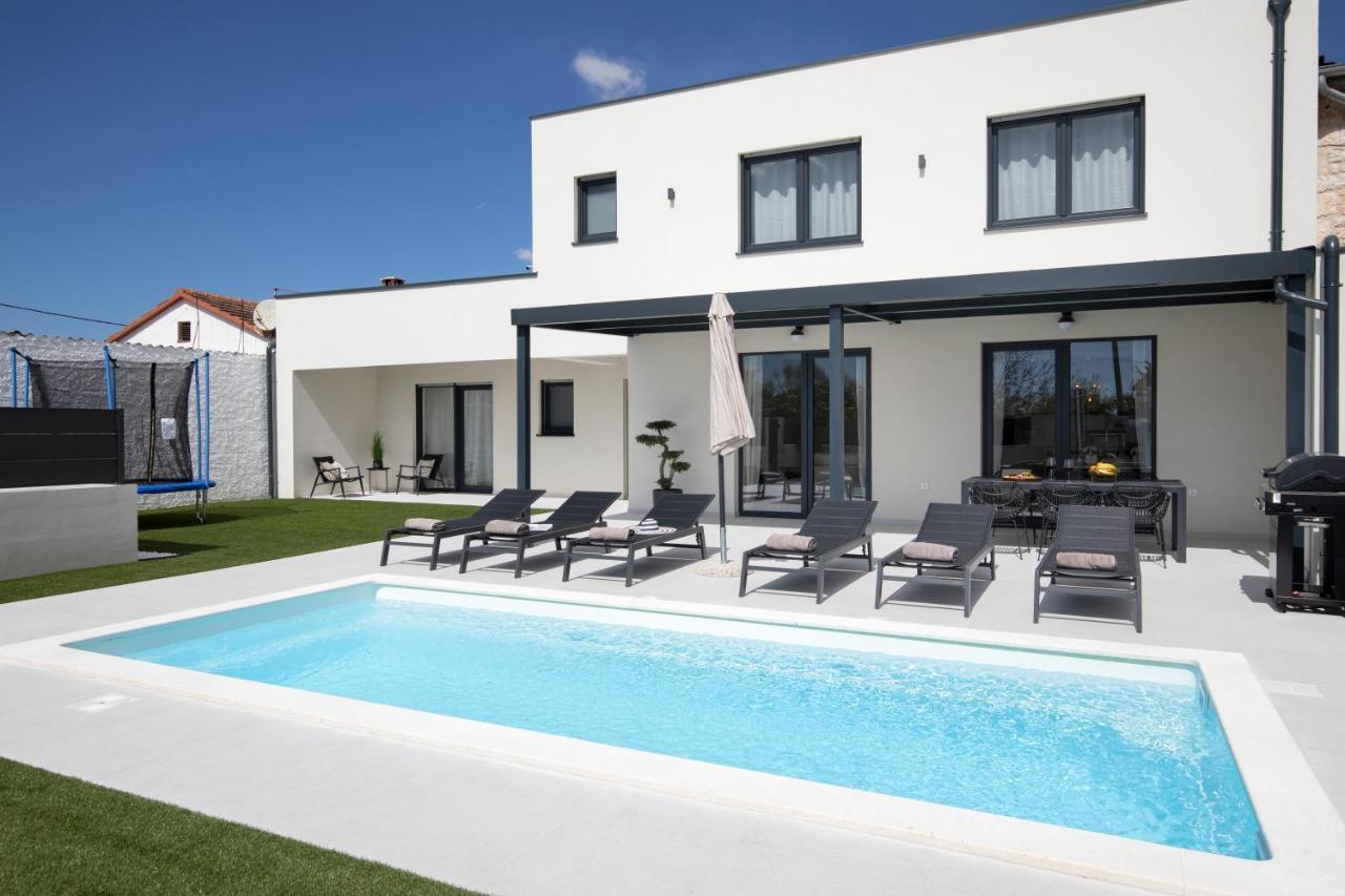 Villa Artis Пула Экстерьер фото